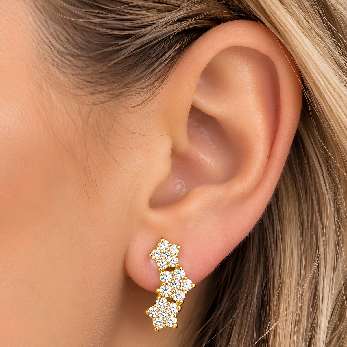 Private label star ear climbers earrings featuring delicate star-shaped design and silver-tone finish, perfect for stylish ear adornment.