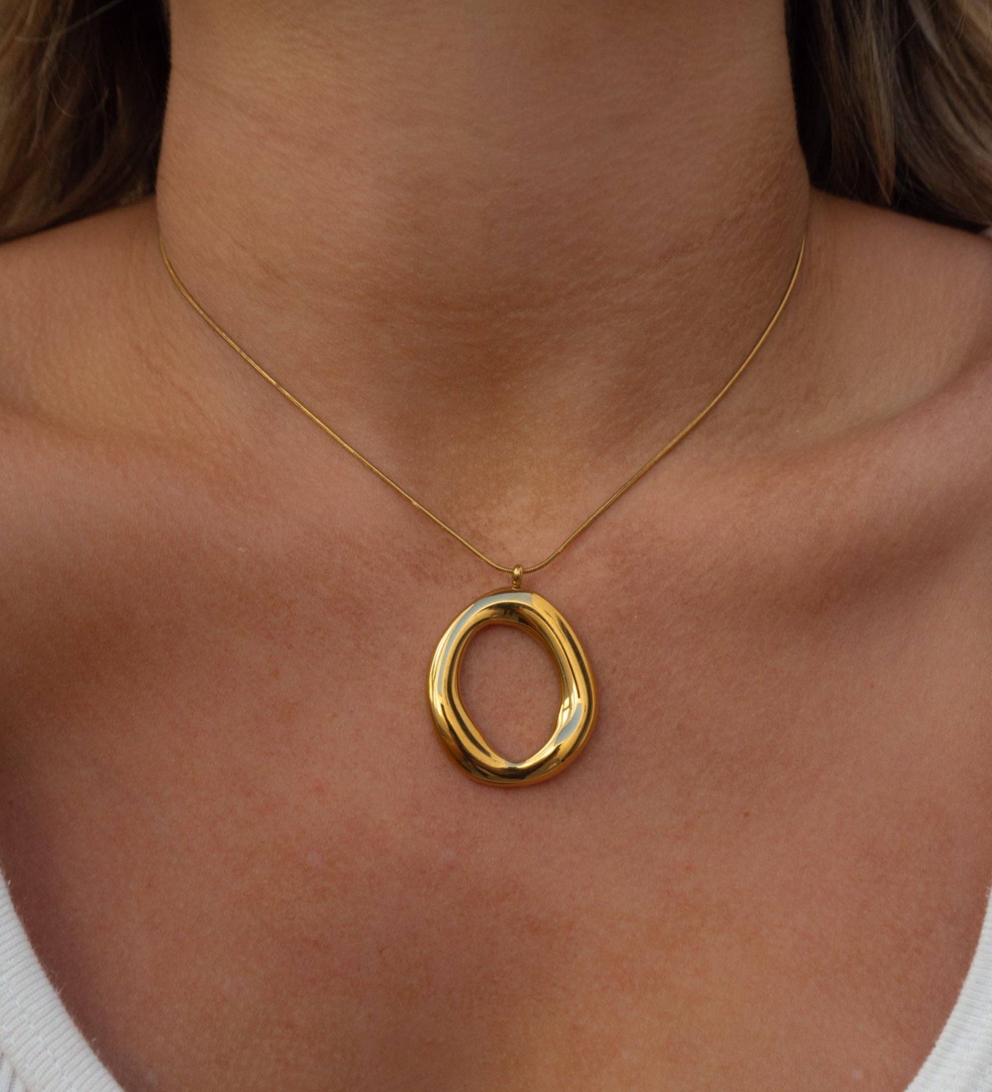 Ola Necklace