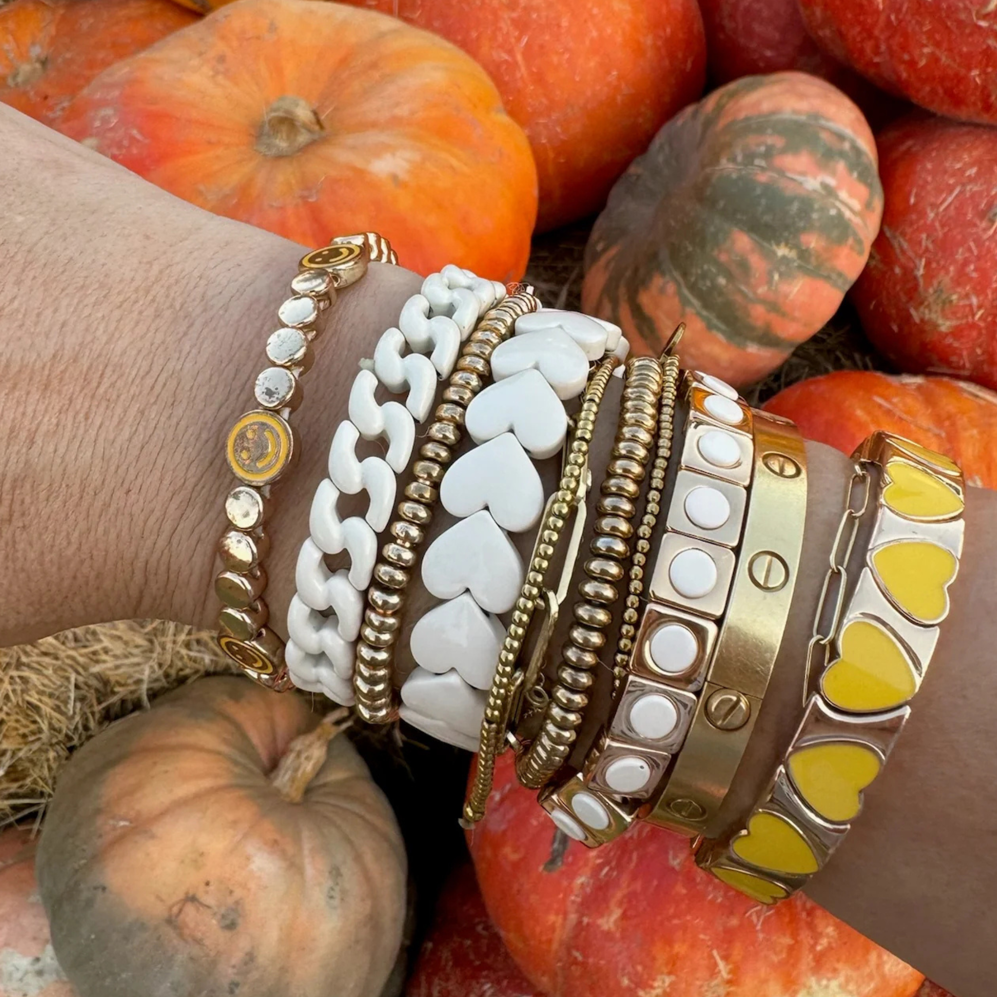 Ivory Hearts Bracelet - Let's Bag It