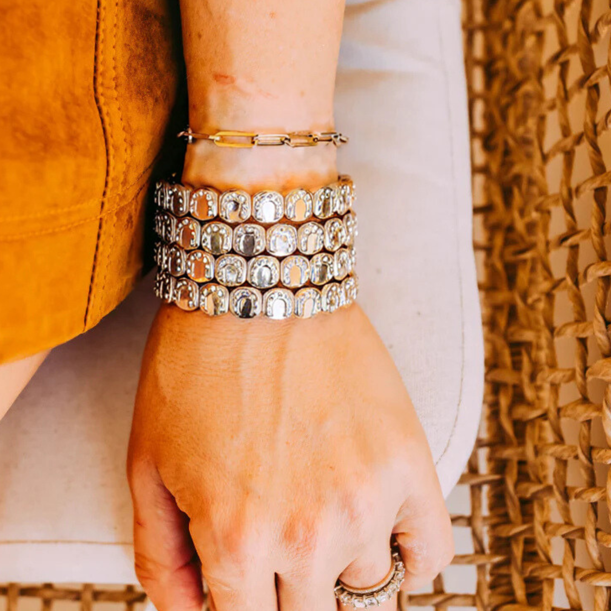 Silver Lucky Horse Shoe Bracelet - Let's Bag It