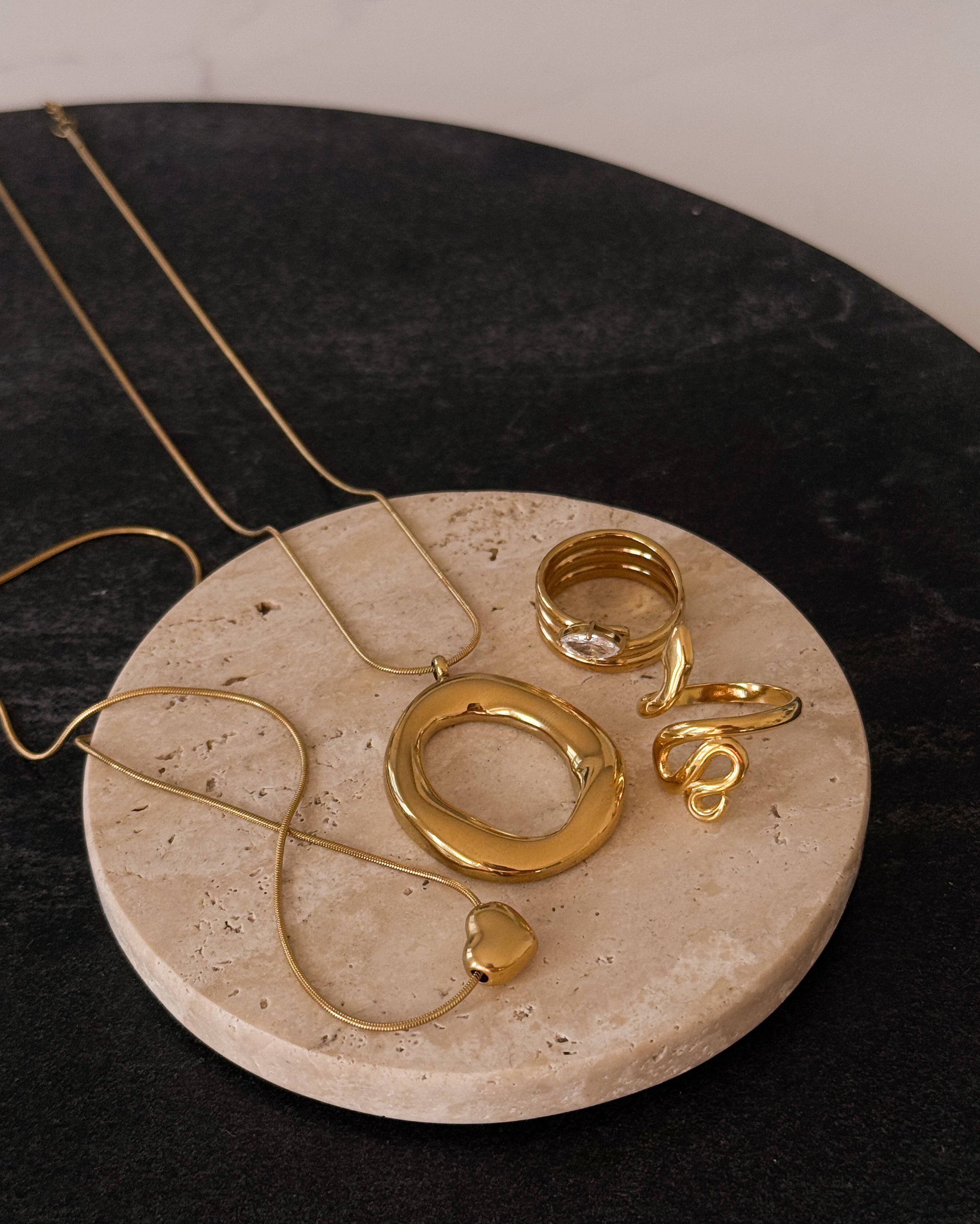 Ola Necklace