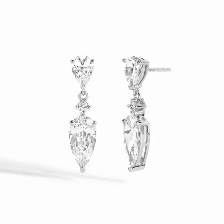 Sami Jewels Juliette Pearl Drop Earrings with elegant teardrop design and lustrous pearls, perfect for sophisticated occasions.