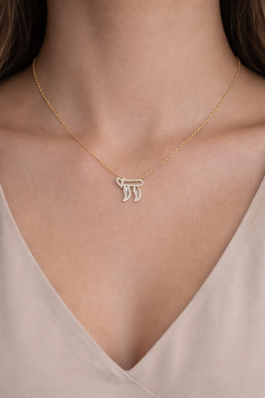 Medium Mother of Pearl Chai Necklace with elegant pendant, showcasing a blend of natural materials and refined craftsmanship.