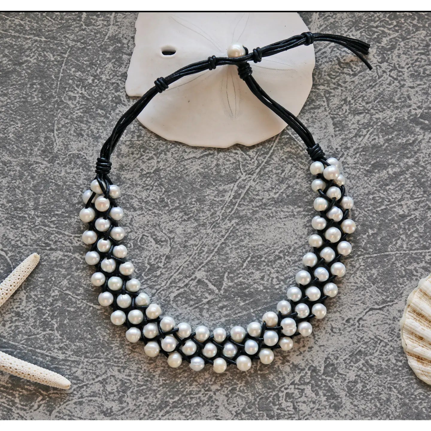 Cultured Pearl Leather Choker