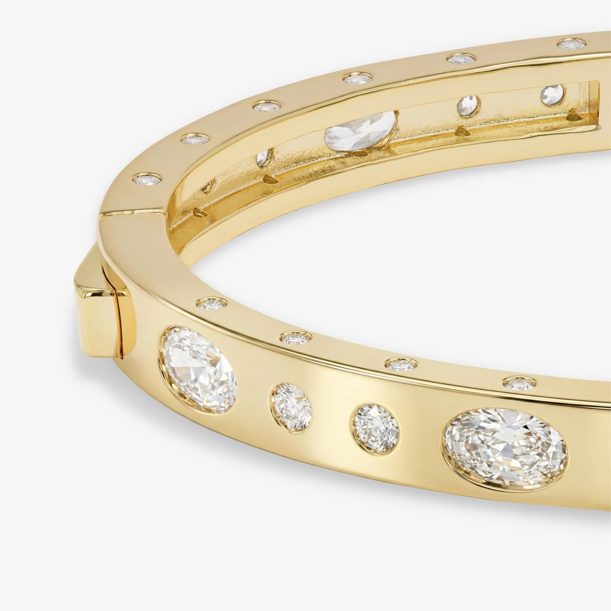 Melinda Maria Ashley Sunset Lock Cuff bracelet in gold with white diamondette accents, showcasing a stylish 6mm design.
