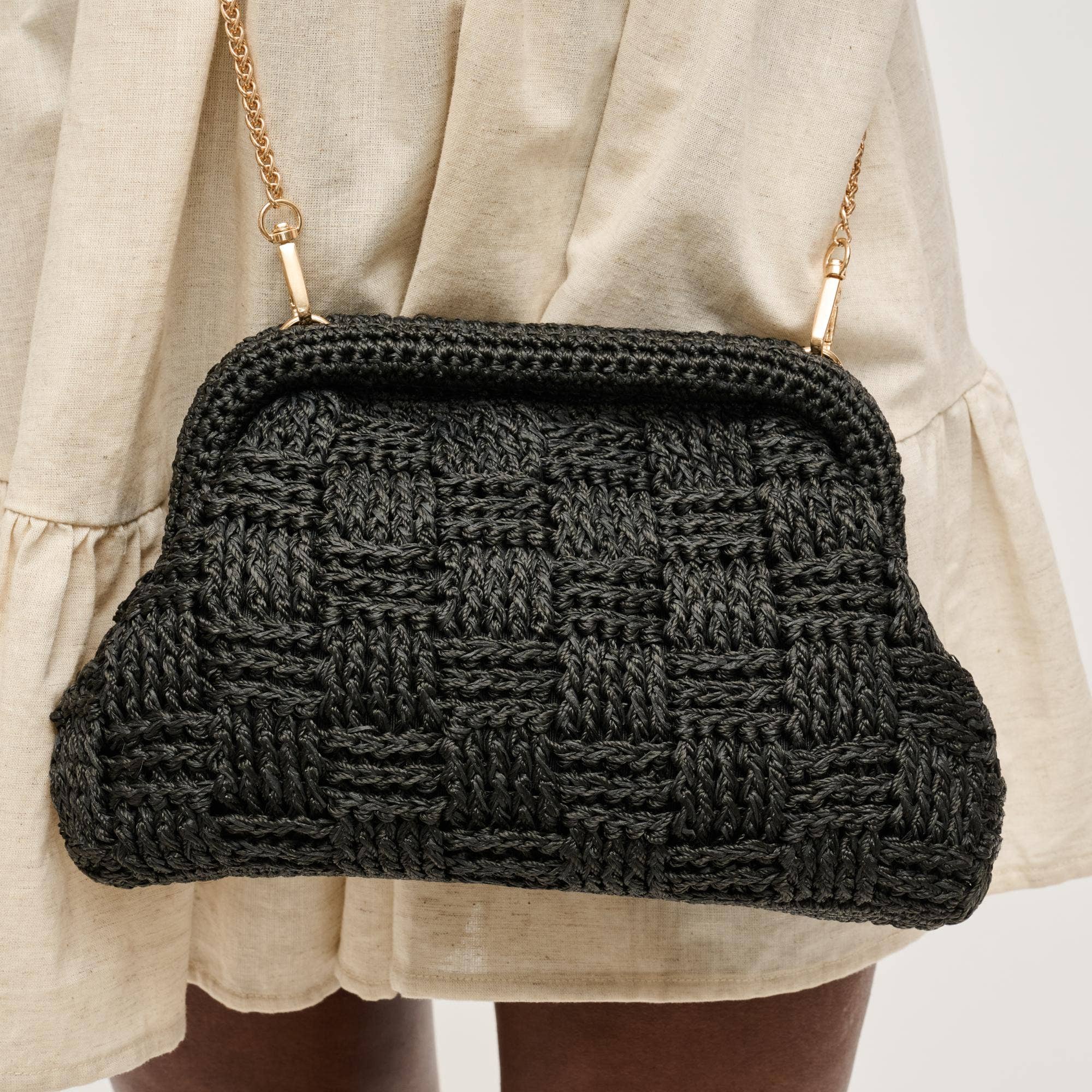 Urban Expressions Annie Clutch in a stylish design, featuring a sleek silhouette and elegant clasp detail.