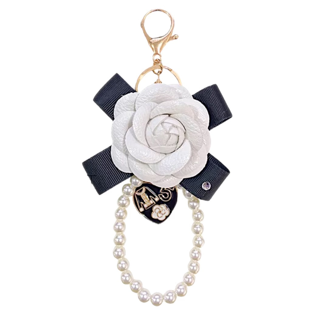 Rose Pearl Keychain