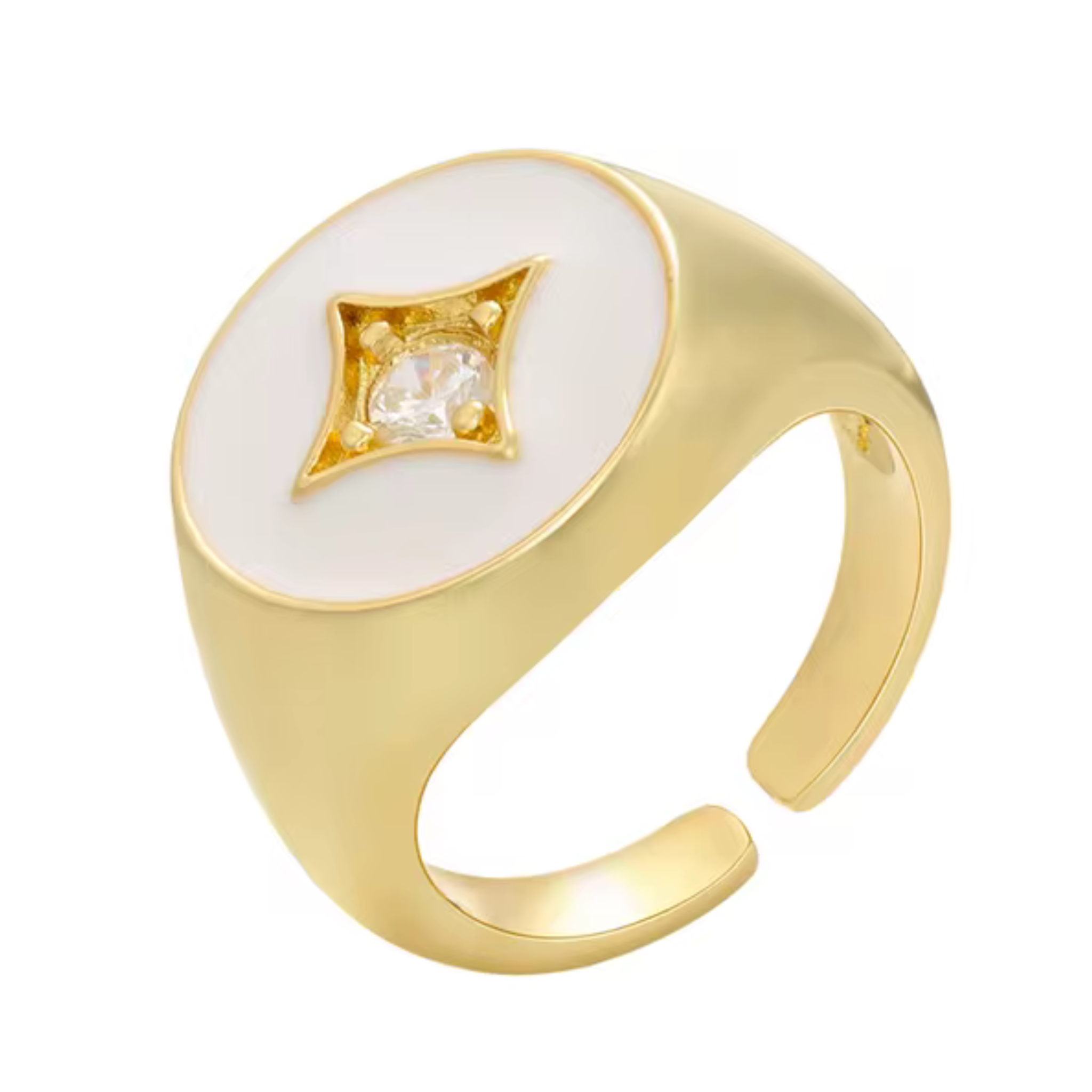 Silver star ring by Private Label, featuring a sleek design with a prominent star motif for a chic, modern look.