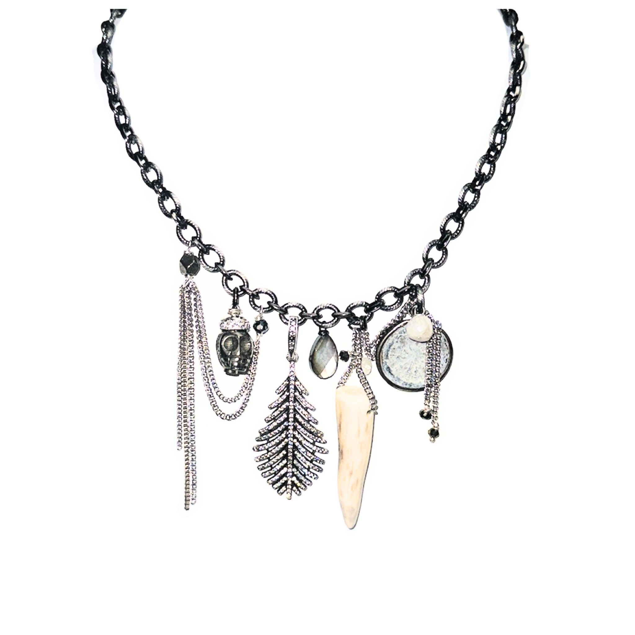 Edgy charm necklace