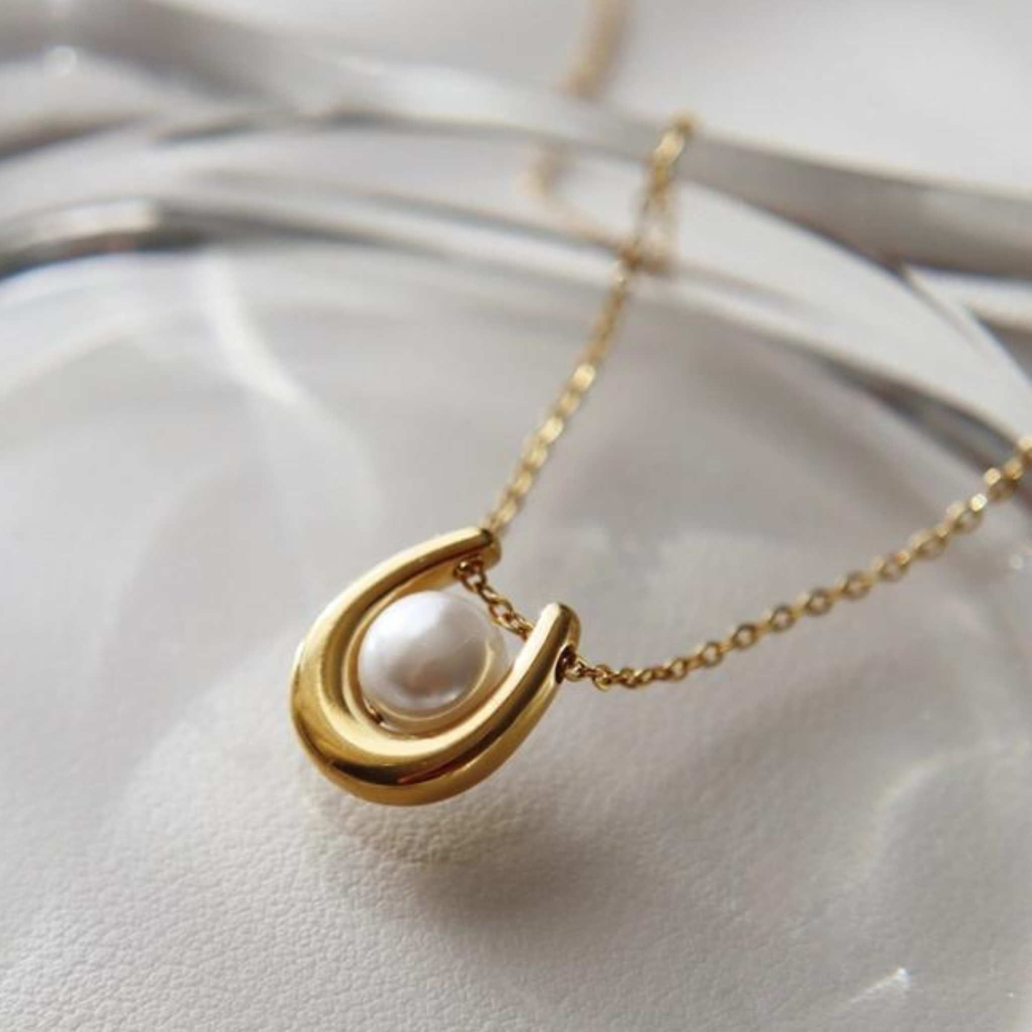 Ava Pearl Necklace | Pearl Pendant Necklace