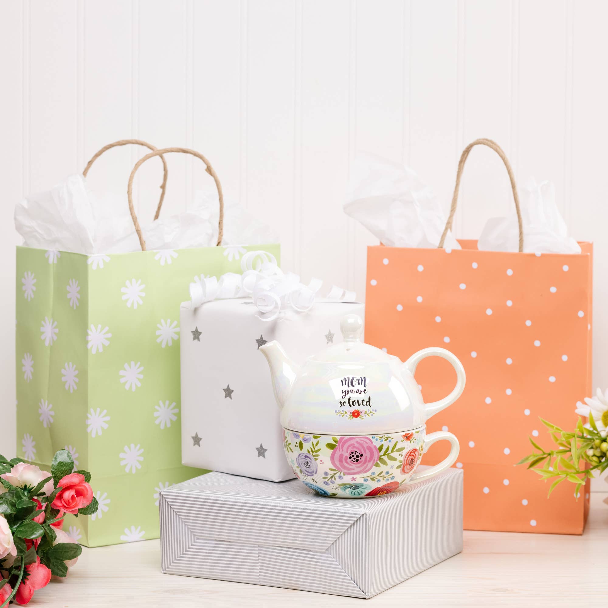 Pavilion Mom Tea for One set featuring a 14.5 oz teapot and 10 oz cup with floral design.