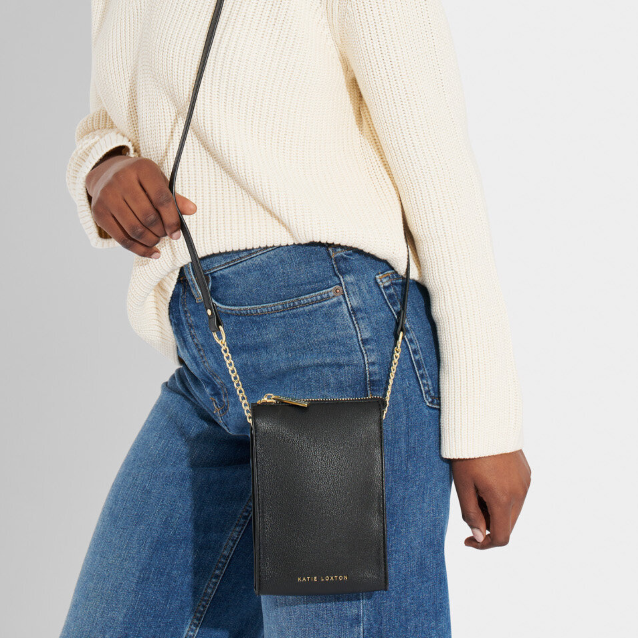 Zana Slim Crossbody